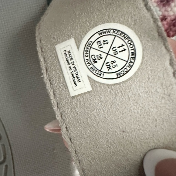 KEEN Women's Elle Backstrap platform open toe Wedge Sandal - Andorra/Tie Dye- 11 - Picture 6 of 6